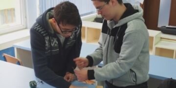 Ученици изстрелват първия български сателит