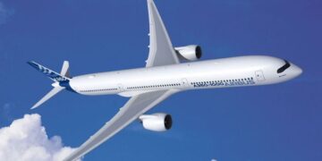 Еърбъс А350-1000 излетя за първи път