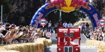 Направи си сам: състезанието със самоделни колички Red Bull