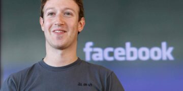 Зукърбърг обяви старта на Facebook Live